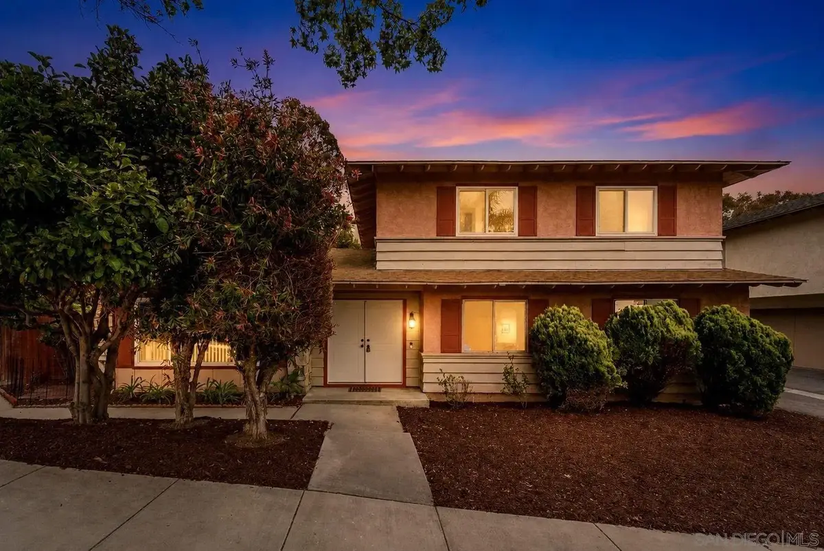 2134 Via Robles, Oceanside, CA 92054 - #1