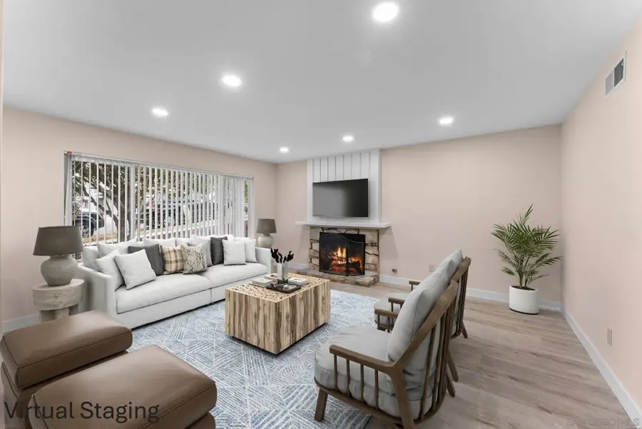 2134 Via Robles, Oceanside, CA 92054 - #2