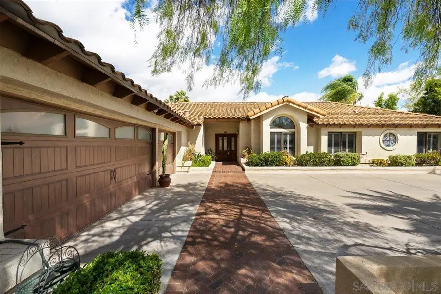 328 Montecito Gln, Escondido, CA 92025 - #2