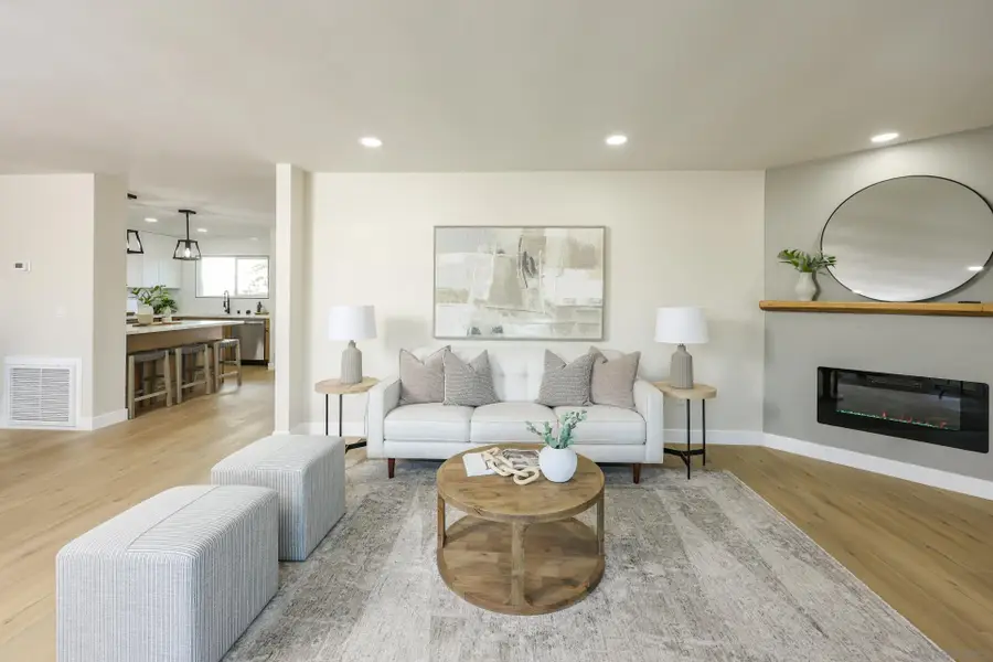 103 Howell Heights, Escondido, CA 92025 - #3
