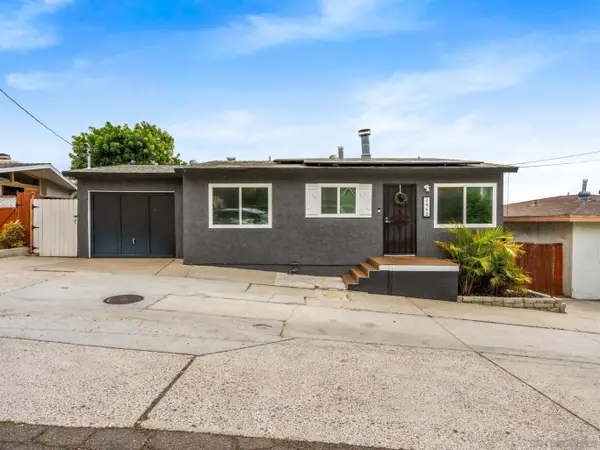 2462 44th, San Diego, CA 92105