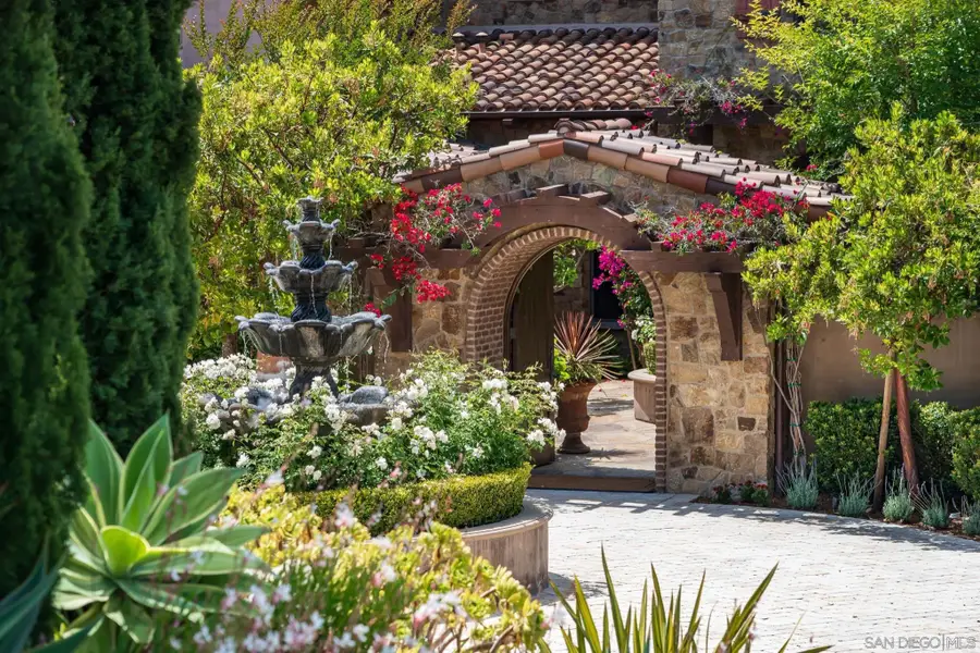 8076 Entrada De Luz E, San Diego, CA 92127 - #3