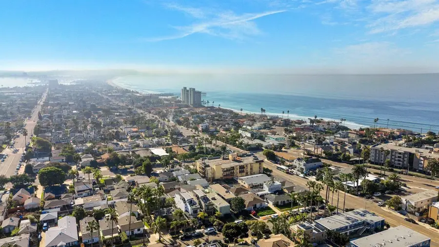 827-833 Opal Street, San Diego, CA 92109 - #2