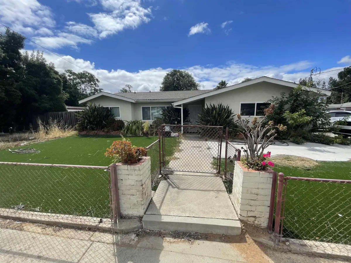 2039 E Washington, Escondido, CA 92027 - #1