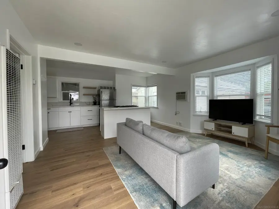 218-220 E Connecticut Ave, Vista, CA 92084 - #3