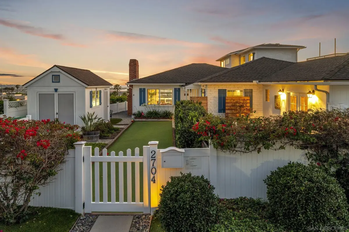 2704-06 Deerpark Dr, San Diego, CA 92110 - #1
