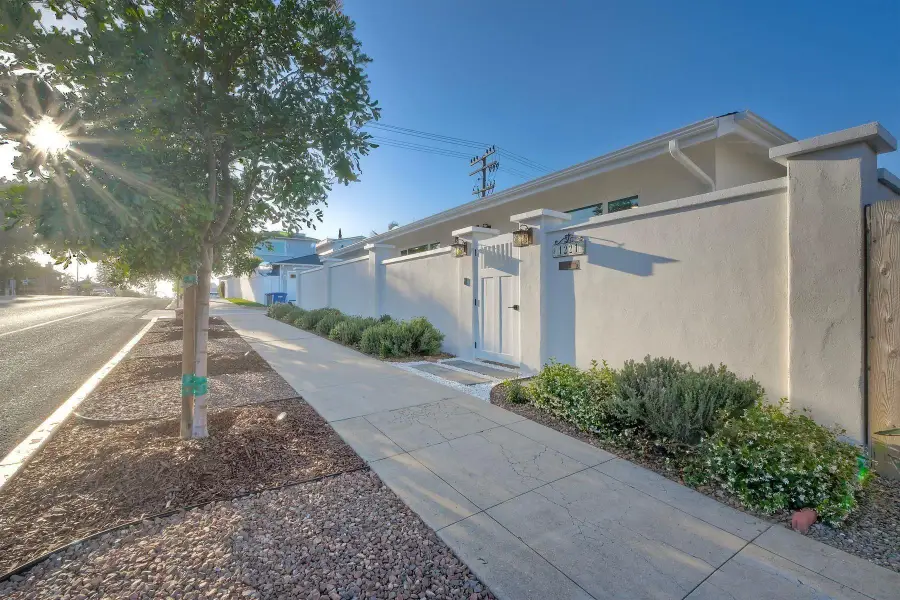 1221 4th St, Coronado, CA 92118 - #3