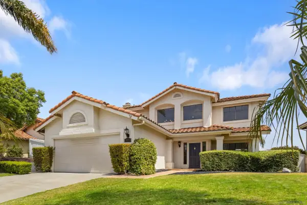 1892 White Birch Dr, Vista, CA 92081