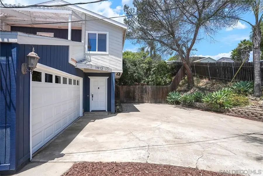 1912 Shirley Ln, Lemon Grove, CA 91945 - #3