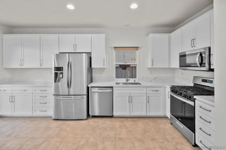 6021 Paseo Carreta, Carlsbad, CA 92009 - #3