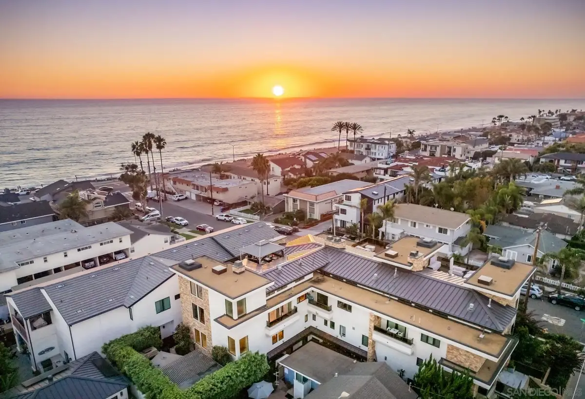 187 Cherry Ave, Carlsbad, CA 92008 - #1
