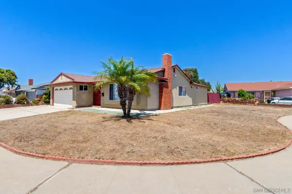 1569 Reklow Dr., San Diego, CA 92154