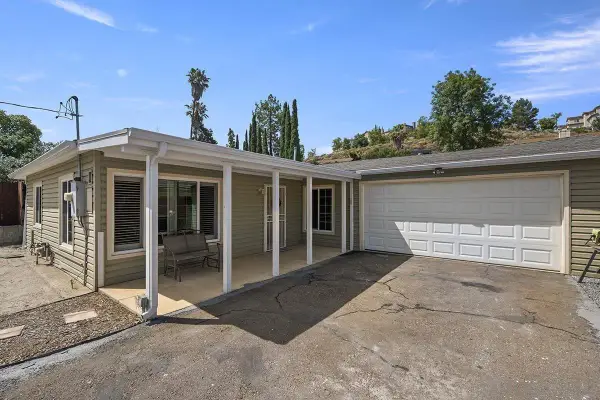 Address Withheld By Seller, El Cajon, CA 92019