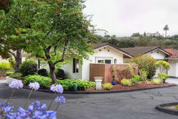 115 Allende Ct., Solana Beach, CA 92075