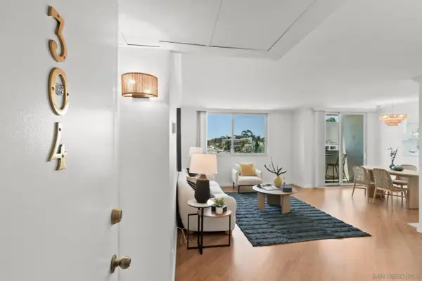 1907 Robinson Ave #304, San Diego, CA 92104