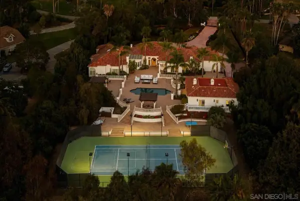 6998 Rancho La Cima Dr, Rancho Santa Fe, CA 92067