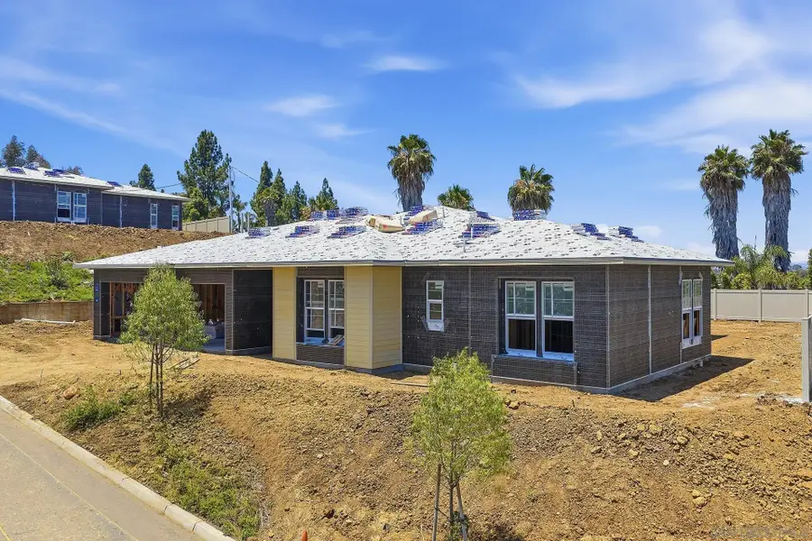 1748 Ishihara Rd, Vista, CA 92084 - #3