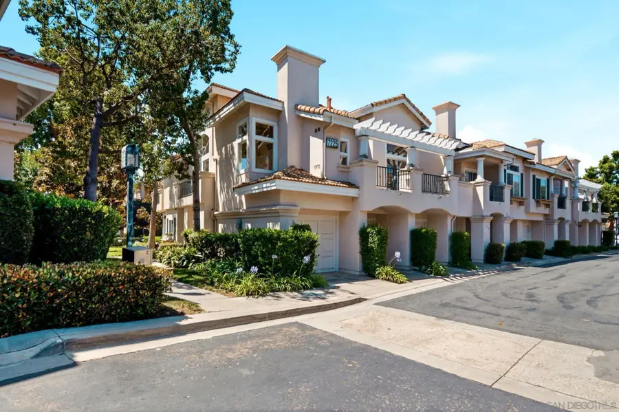 7225 Calabria Ct #92, San Diego, CA 92122 - #3