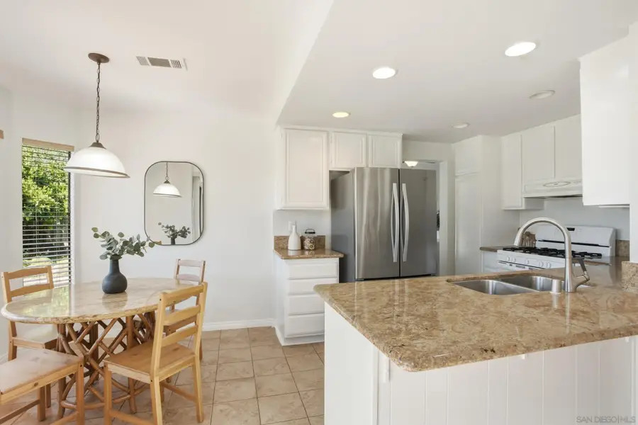 5375 Rio Plata Dr., Oceanside, CA 92057 - #3