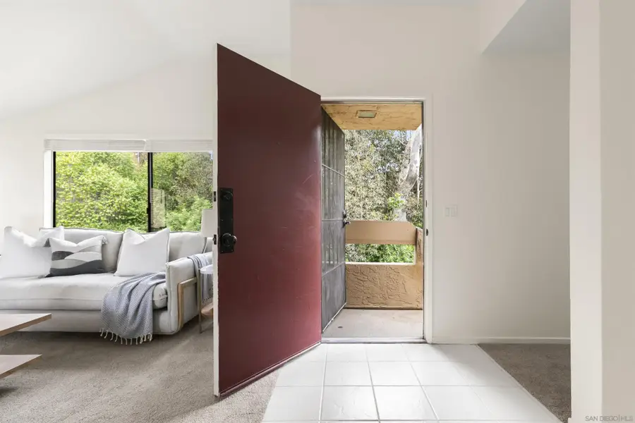 7959 Caminito Dia #4, San Diego, CA 92122 - #2