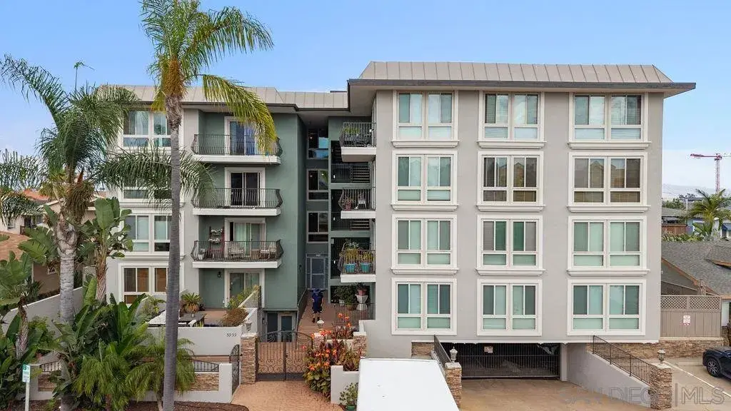 3939 Illinois #4G, San Diego, CA 92104 - #1