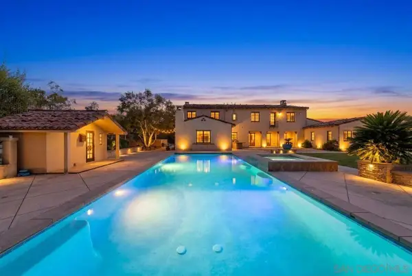 8306 The Landing Way, San Diego, CA 92127