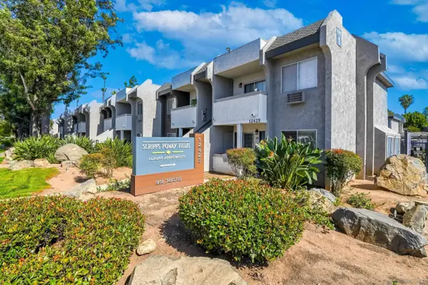 12425 Oak Knoll Road, Poway, CA 92064