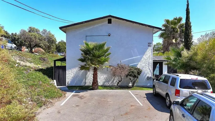 1850 Bakersfield St, Lemon Grove, CA 91945 - Image #2