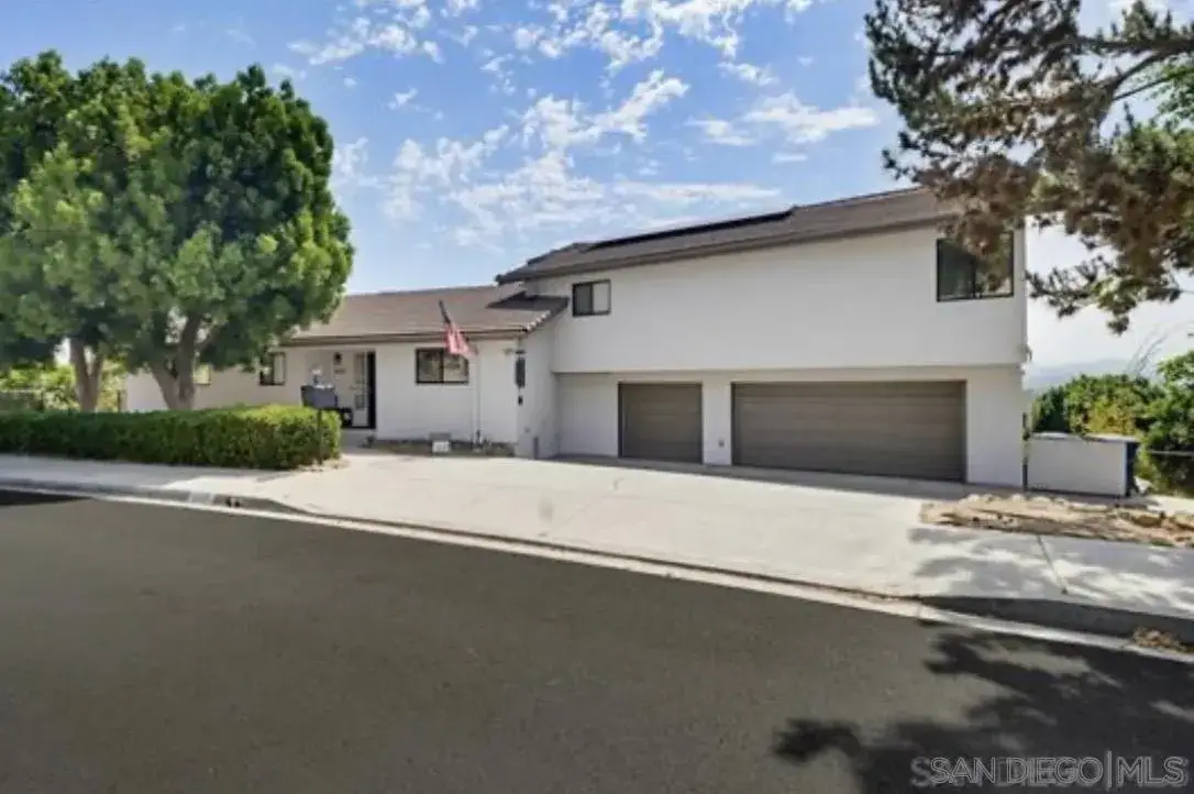 1033 Loma Portal, El Cajon, CA 92020 - #1