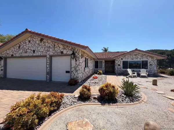 17883 Sintonte, San Diego, CA 92128