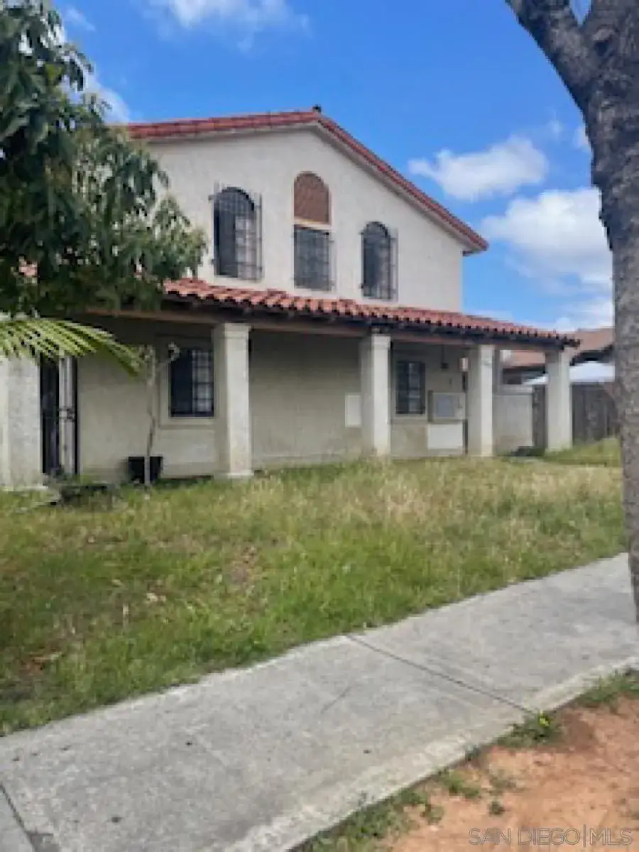 3868 Chamoune Ave, San Diego, CA 92105 - #1