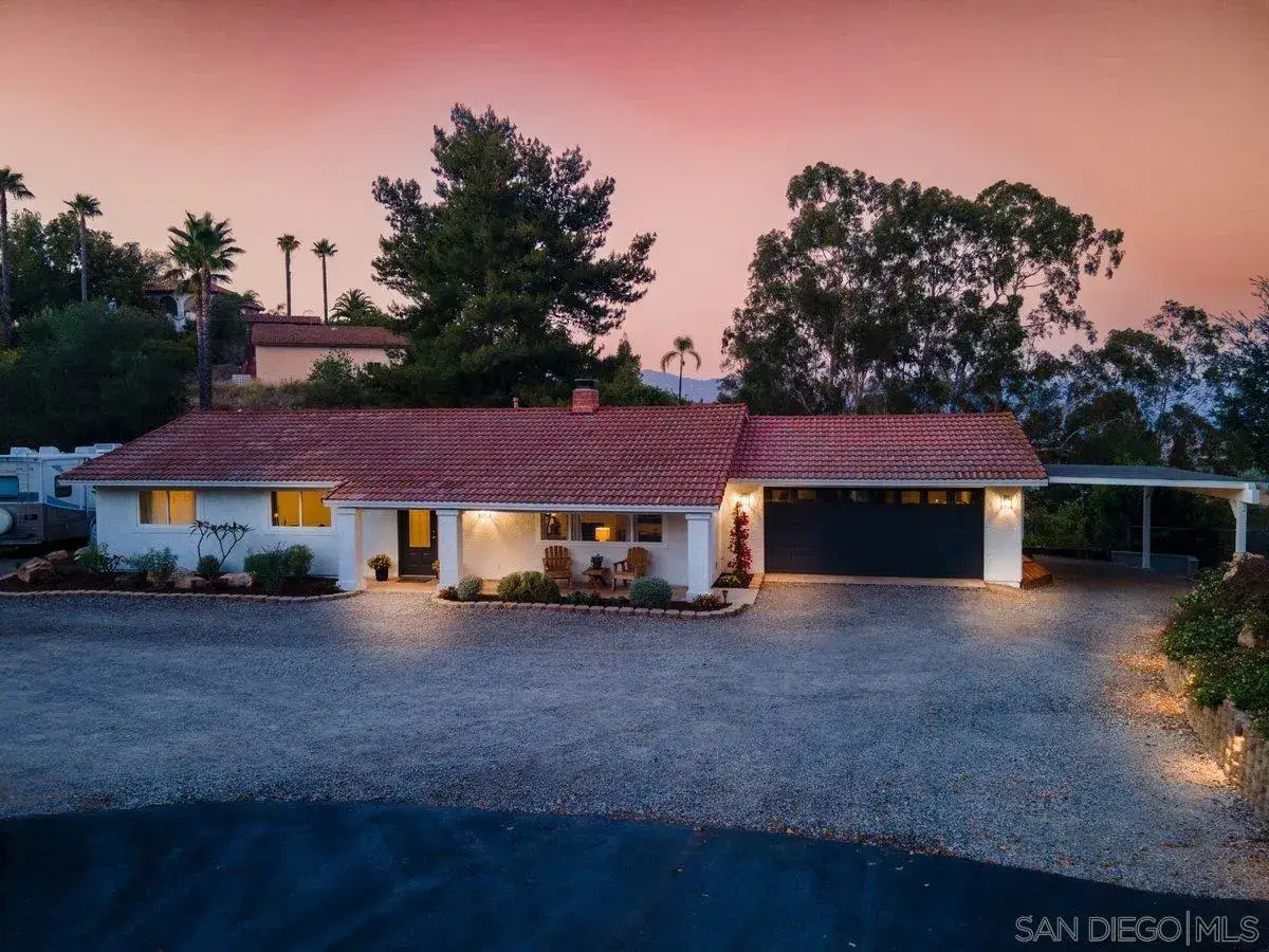 2650 Sunset Hills, Escondido, CA 92025 - #1