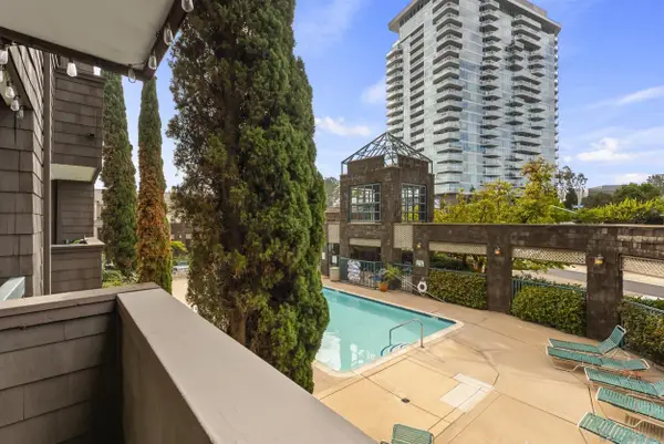 4435 Nobel Dr #11, San Diego, CA 92122