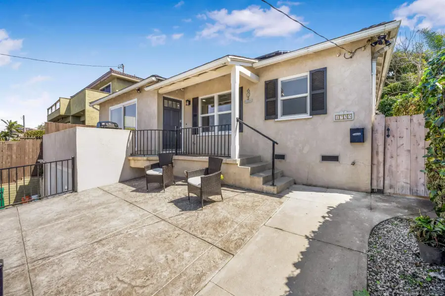 1735 Froude St, San Diego, CA 92107 - #2