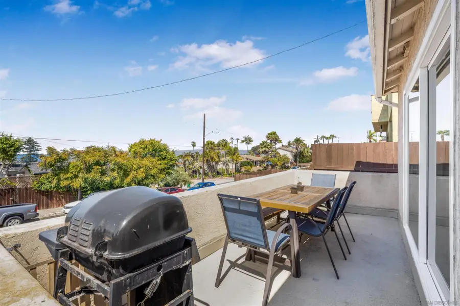 1735 Froude St, San Diego, CA 92107 - #3