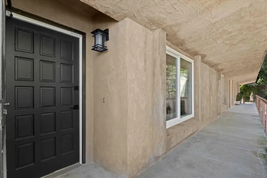 1762 N Locust St #4, San Diego, CA 92106 - #2