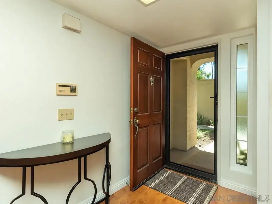 7301 Calle De Fuentes, Carlsbad, CA 92009 - #3