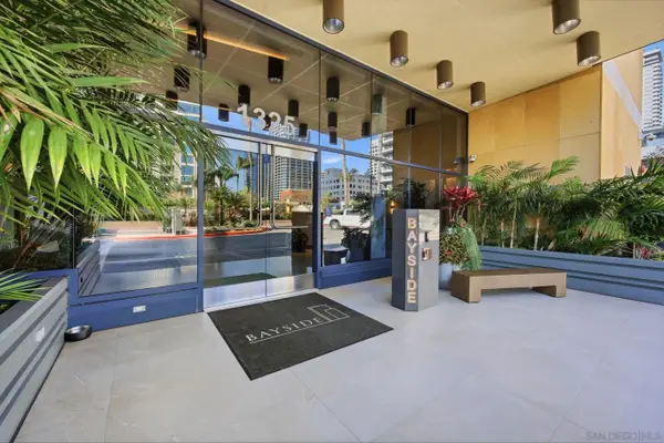 1325 Pacific Hwy #1305, San Diego, CA 92101