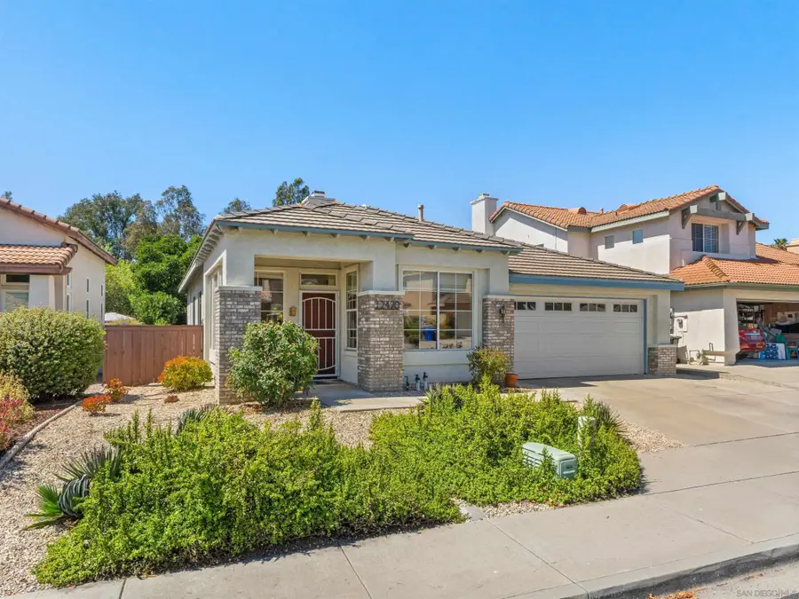 12420 Whispering Tree Ln, Poway, CA 92064 - #2