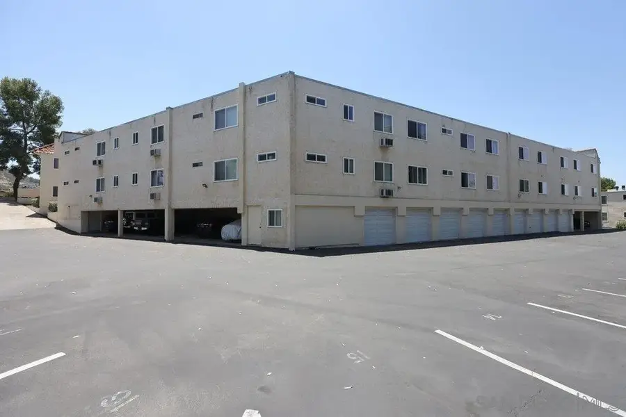 8546 Graham Ter, Santee, CA 92071 - #3
