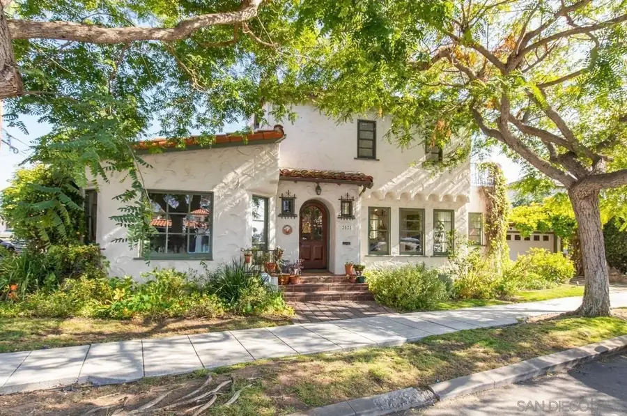 2521 Collier Ave, San Diego, CA 92116 - #3