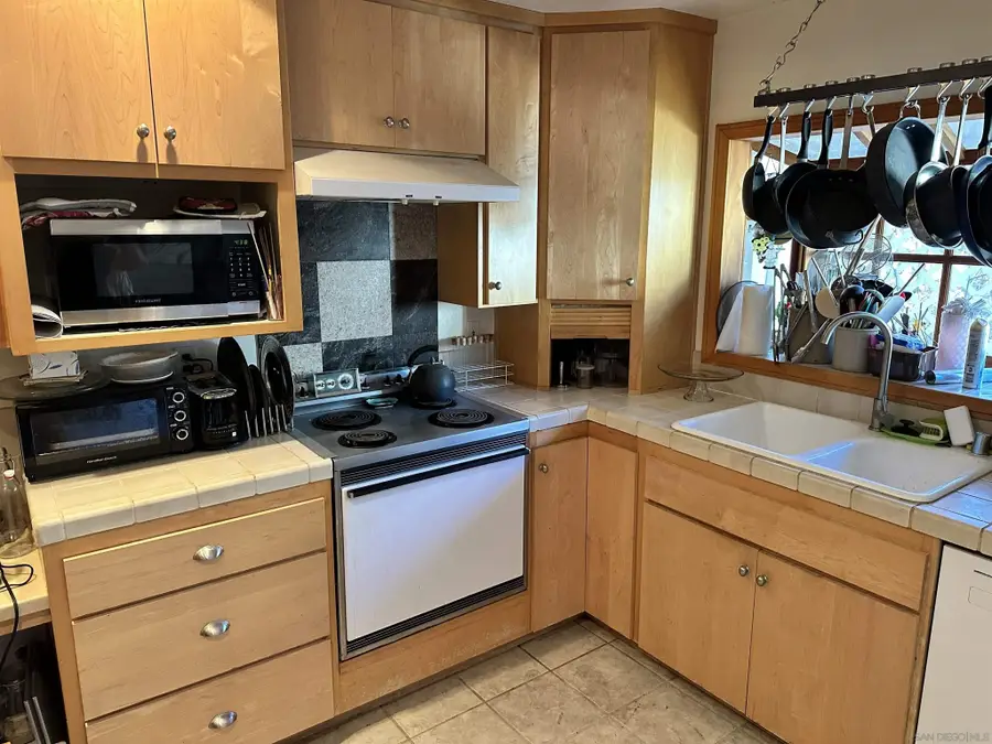 7700 Parkway Drive, La Mesa, CA 91942 - #2
