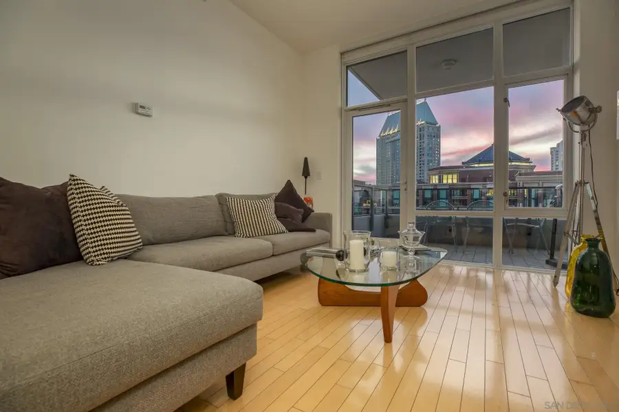 550 Front St #907, San Diego, CA 92101 - #3