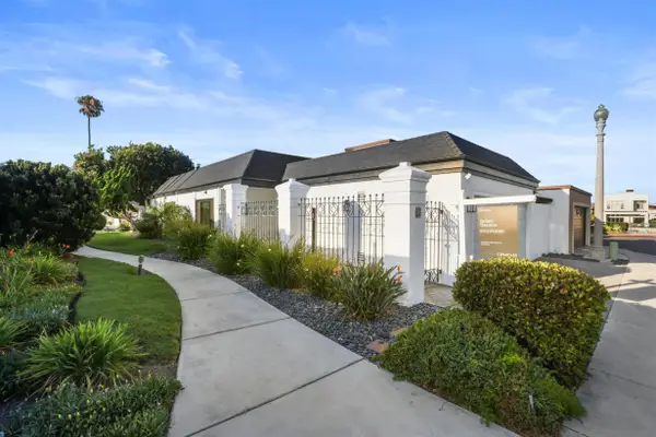 7 Gingertree Ln, Coronado, CA 92118