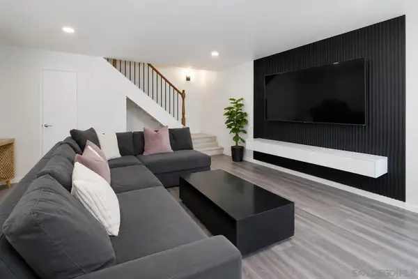 6516 Omega Dr, San Diego, CA 92139