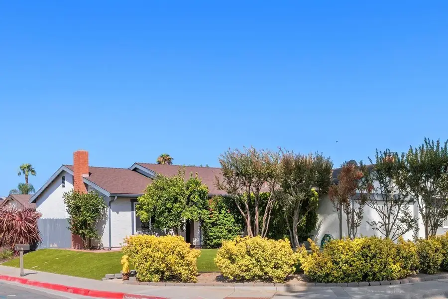 848 Harding St, Escondido, CA 92027 - #2