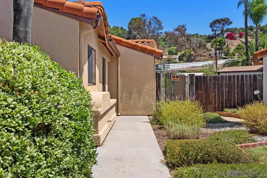 2922 Alamitos, Escondido, CA 92027 - #2