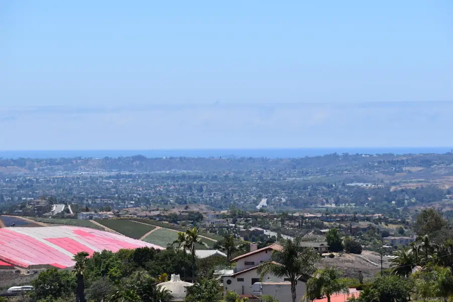 1549 Sleeping Indian Rd, Fallbrook, CA 92028 - #3