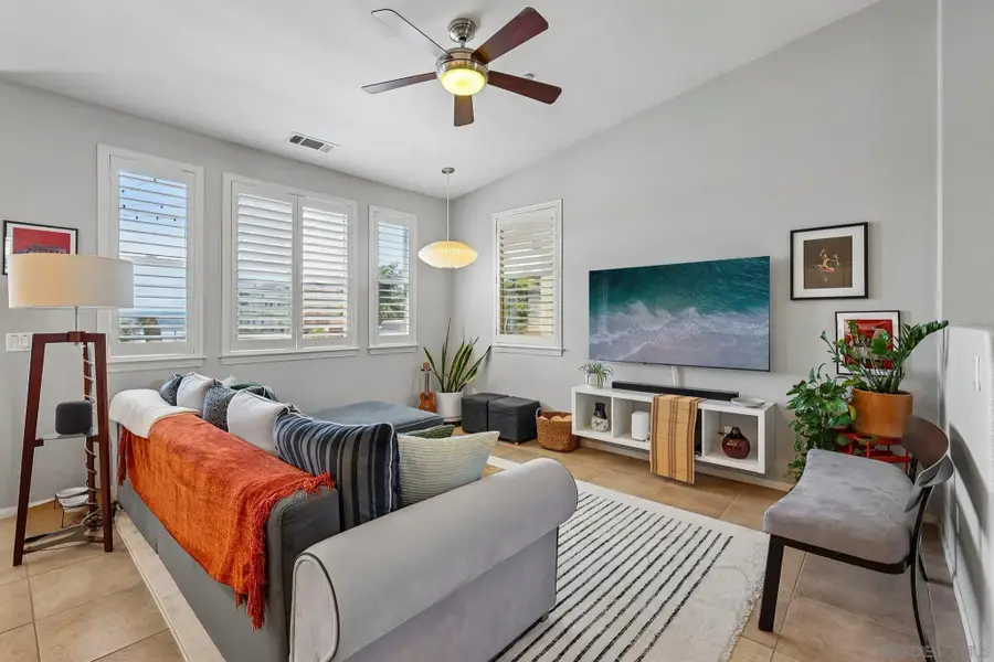 3156 Harbor Ridge Ln, San Diego, CA 92103 - #2