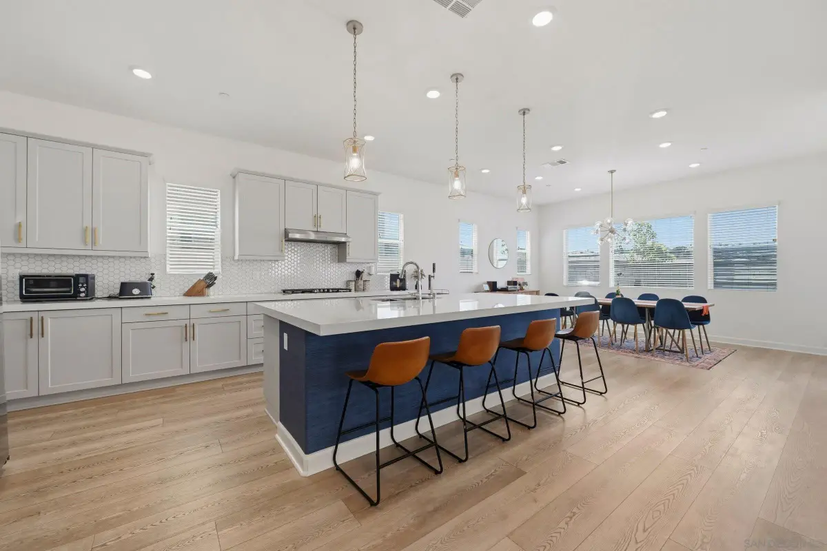 305 Creekview Ct, San Marcos, CA 92078 - #1